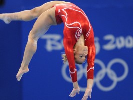 包含365官方体育的词条